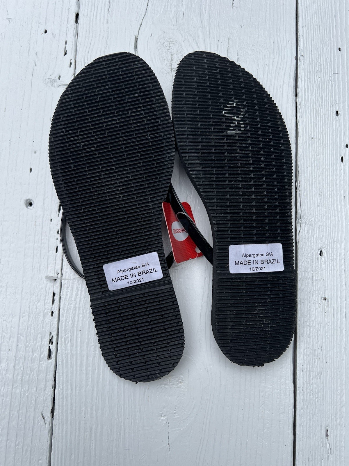 Havaianas Women’s Black Flip Flop Sandals – Women Size US 6 / 36