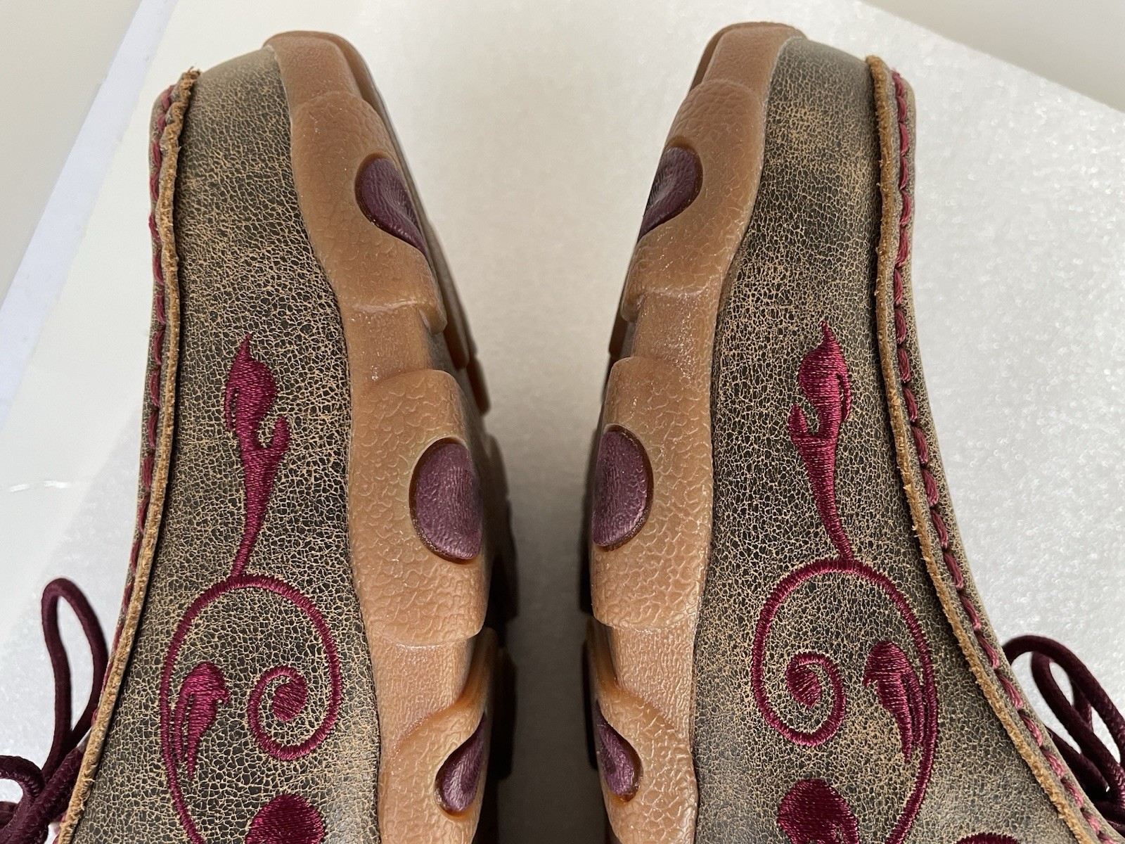 Twisted X Chukka Driving Moc Shoes Wo’s 8M Leather Embroidery Booties ~Excellent