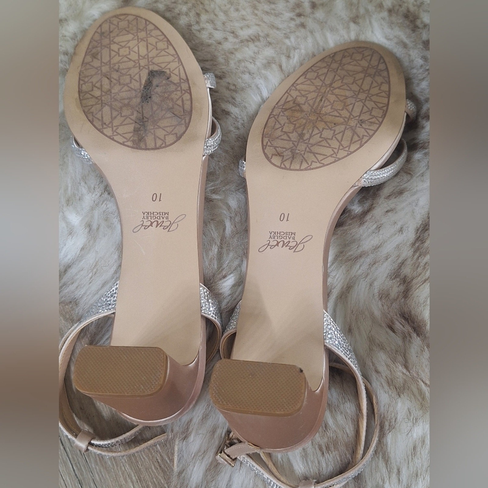 Badgley Mischka Blush Satin Rhinestone Strappy Block Heel Size 10 Sandals