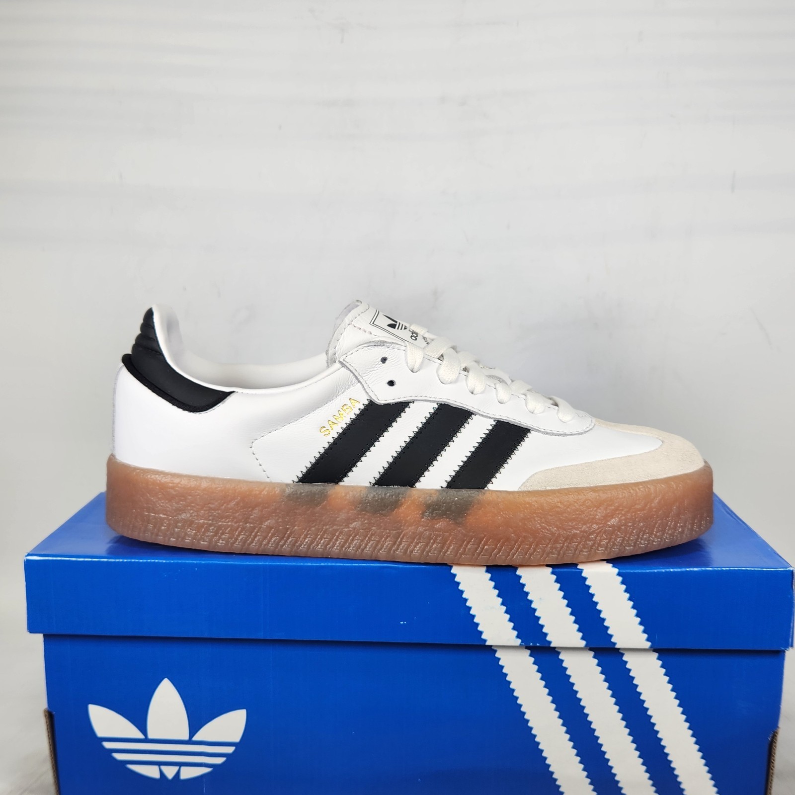 Size 9 – adidas Sambae – Cloud White / Black / Gold Metallic – Womens – JI1349