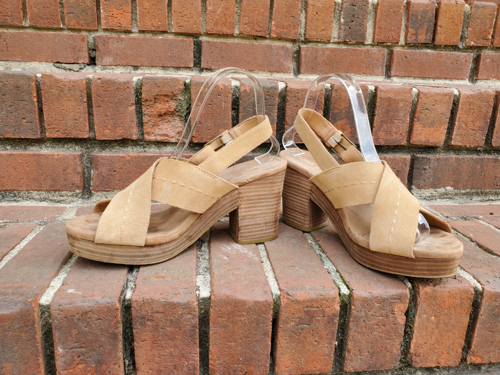 TOMS Ibiza Stiched Suede 3.5″ Heeled Sandal●Camel Colored●Good/Clean Cond●Sz.8.5