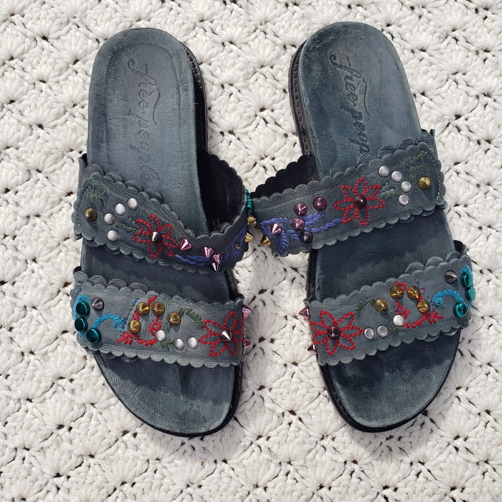 Free People Boho Spellbound Studded Embroidered Strap Sandals Slides – 39 US 8.5