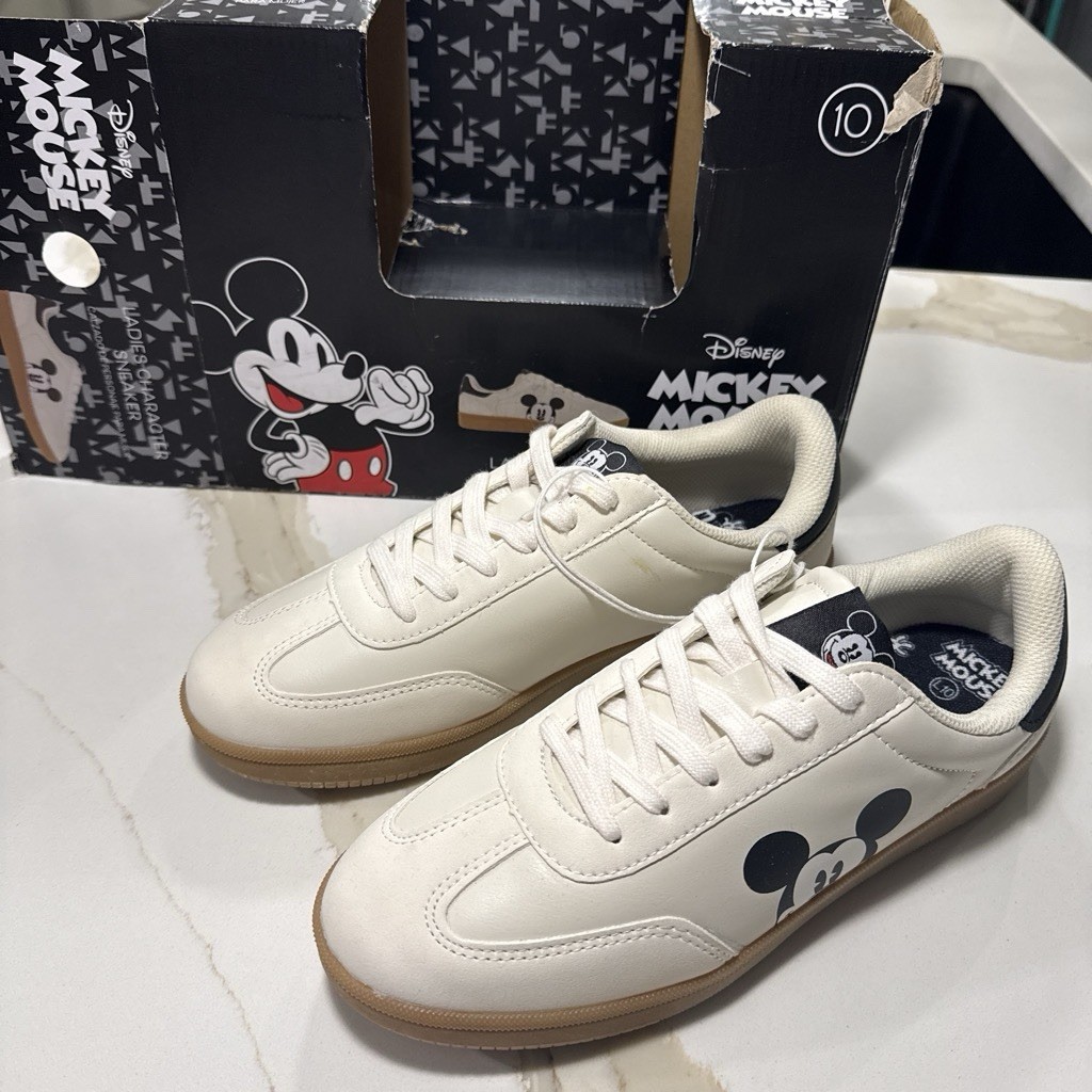 Disney Mickey Mouse Ladies Shoes Size 10 New In Box with Tags