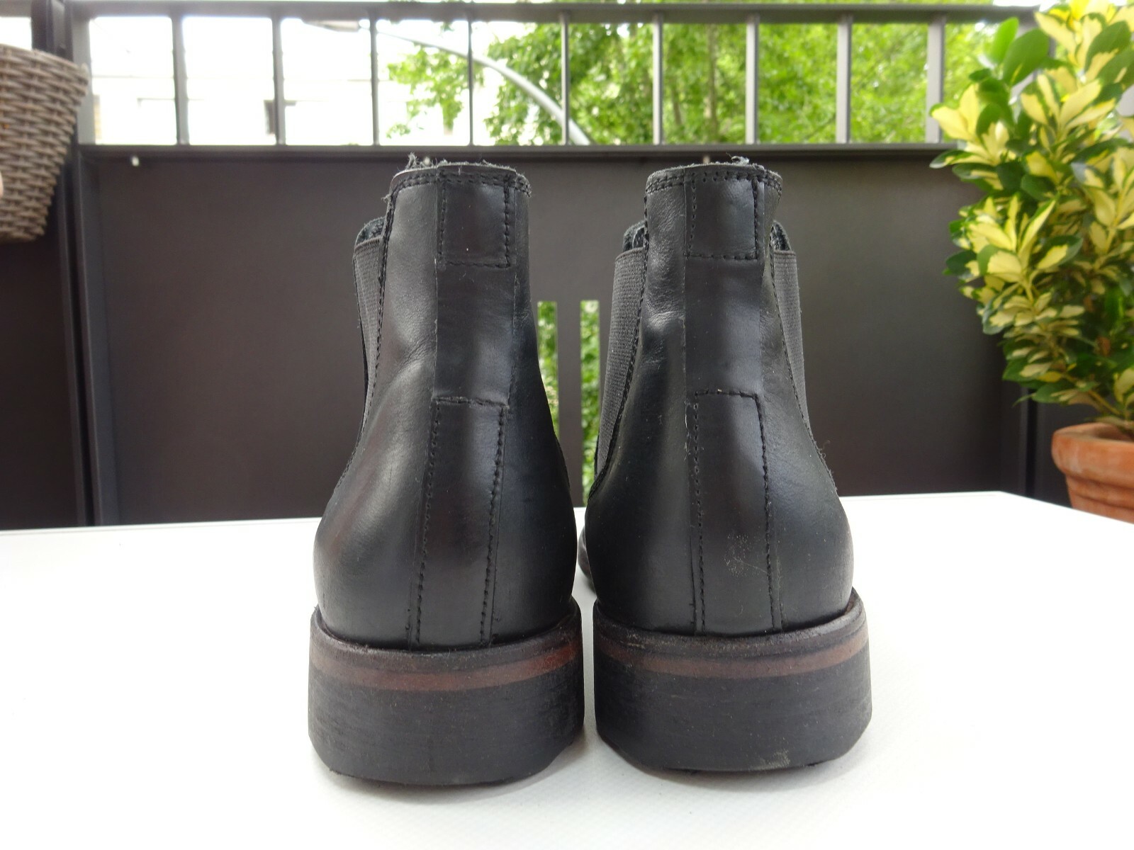 Area Forte women’s shoes elastic ankle boots leather black Italy size 36 F. NEW