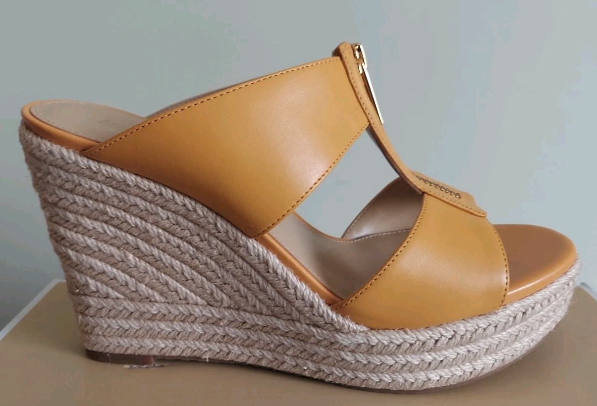 MICHAEL KORS BRADLEY Yellow GOLD MK LOGO Zipper PLATFORM SLIDES 9 I LOVE SHOES