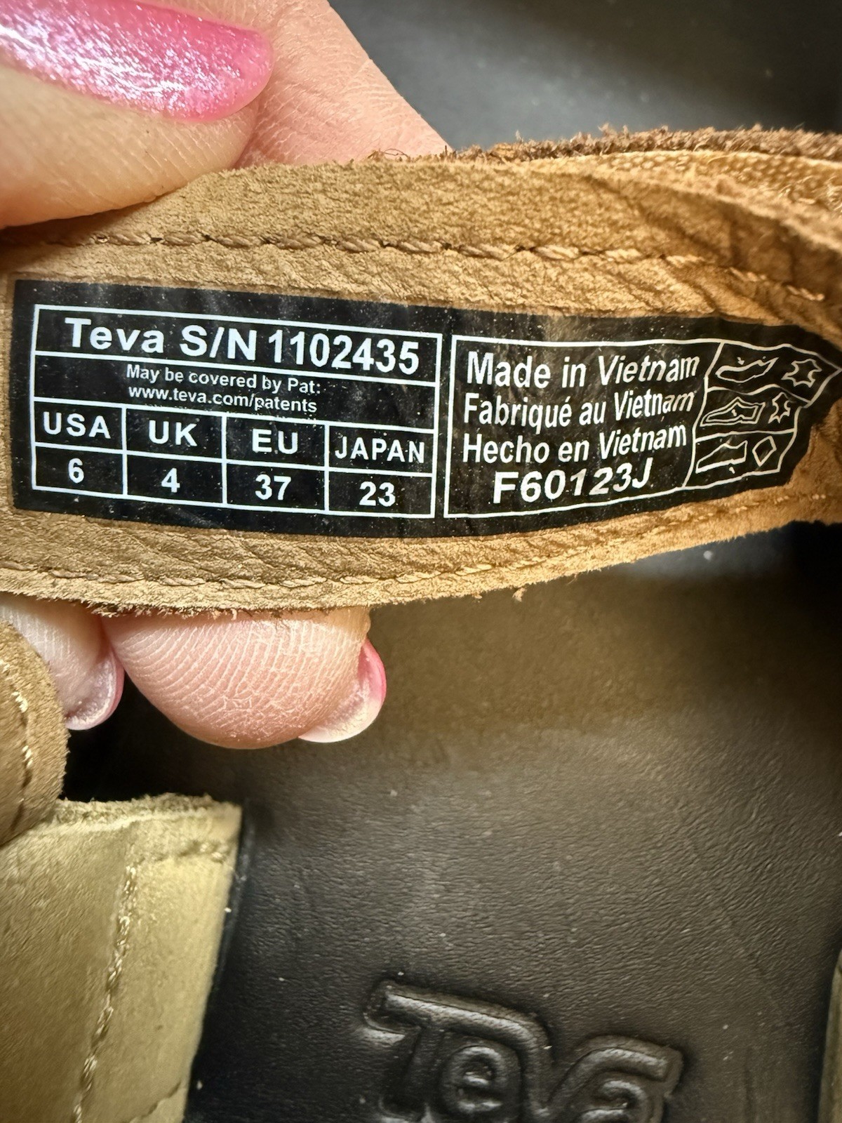 Teva Women’s Size 6 Midform Universal Leather Neutral Strappy Sandals