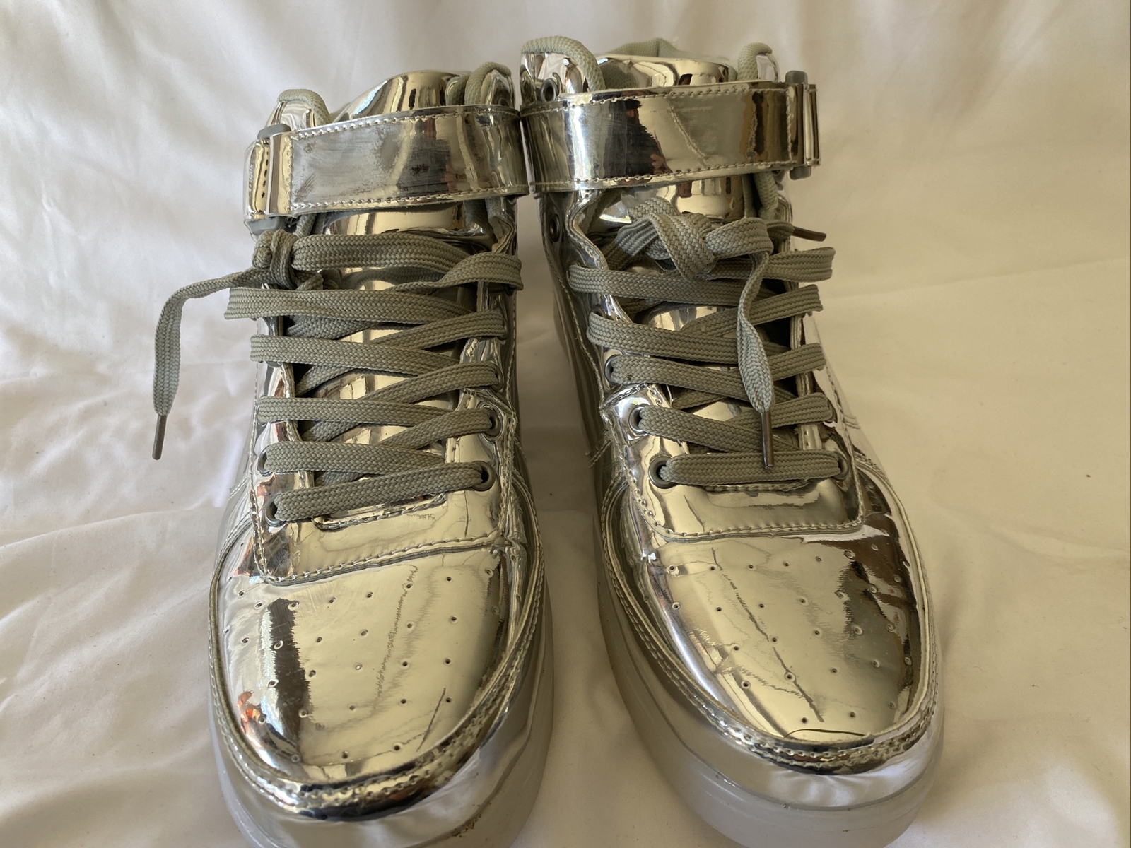 Odena Women Silver High Top