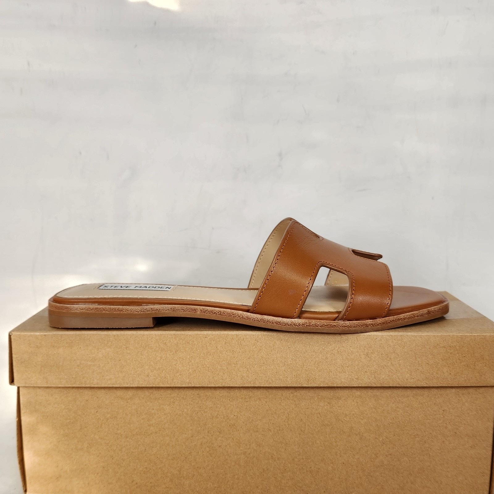 Size 9.5 – Steve Madden Hadyn – Cognac Leather (scnb)