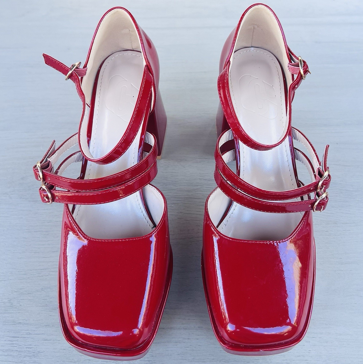 Red Patent Leather Strappy Square Toe Block Heel Buckle Women’s 6.5 Standard