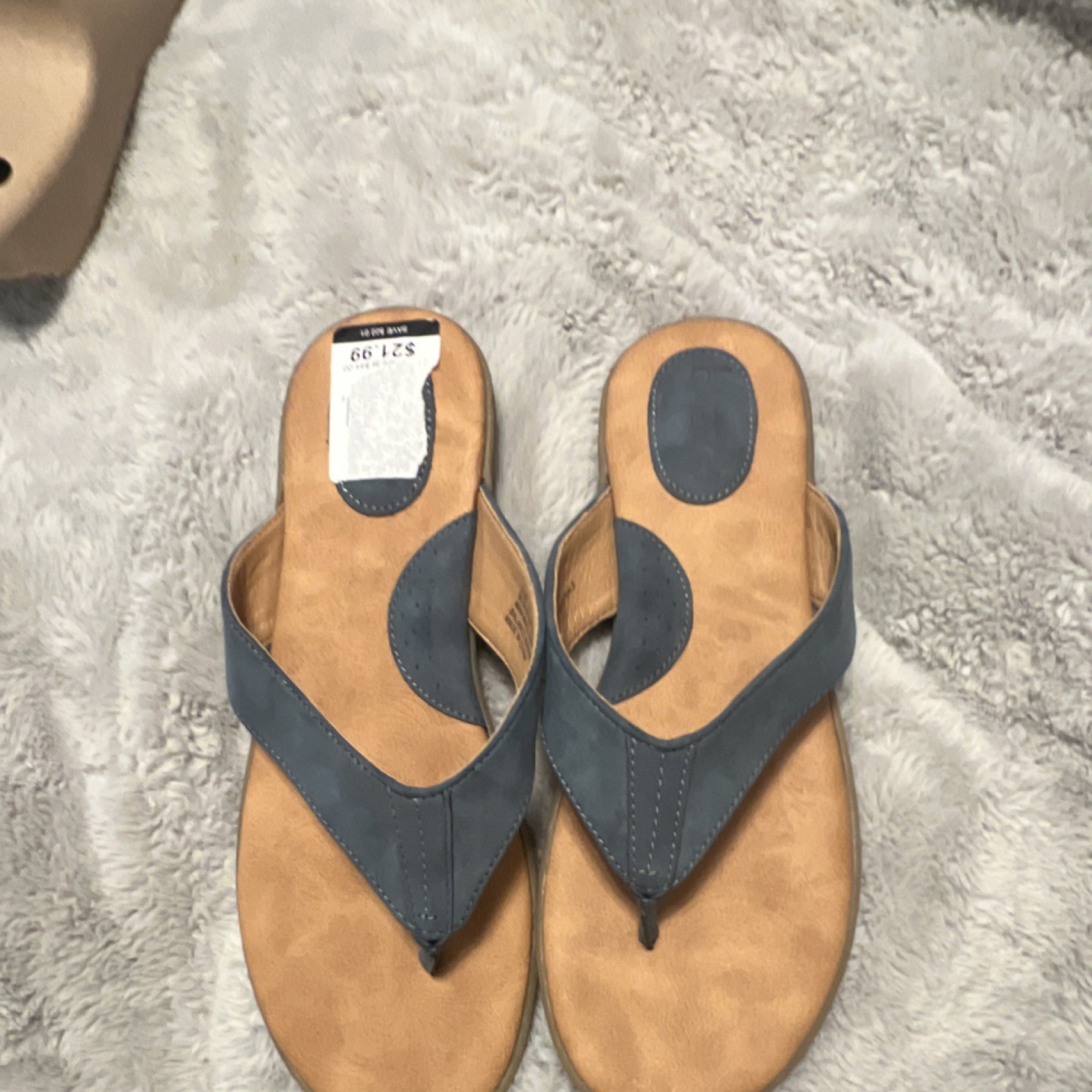 b.o.c. Thong Sandals Comfort Blue Tan Slip On Man Made Synthetic US 10 Women