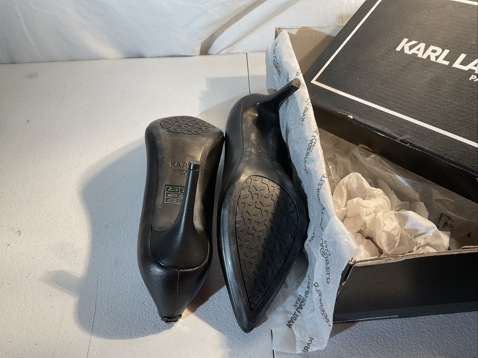 Karl Lagerfeld Paris Black Leather Pointed Toe Stiletto Pumps Slip On US 5.5