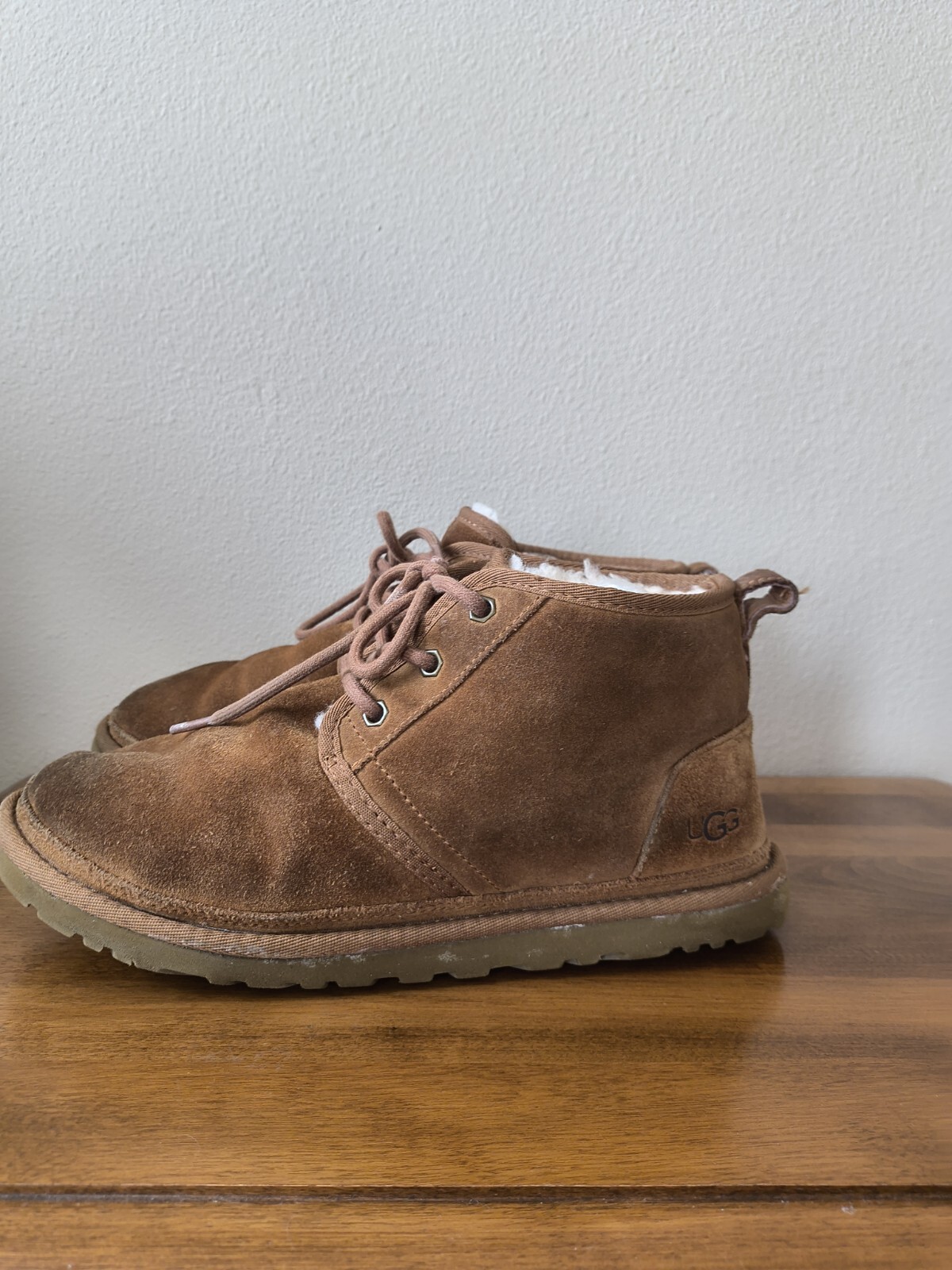 Ugg Neumel Chestnut Men’s Size 8 Or Women’s Size 10 Suede Low Chukka Boots EU 41