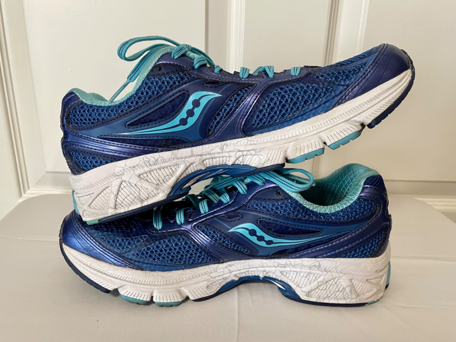 Saucony Women’s Size 9 Blue Power Grid Run Dry Sneakers 8mm Offset