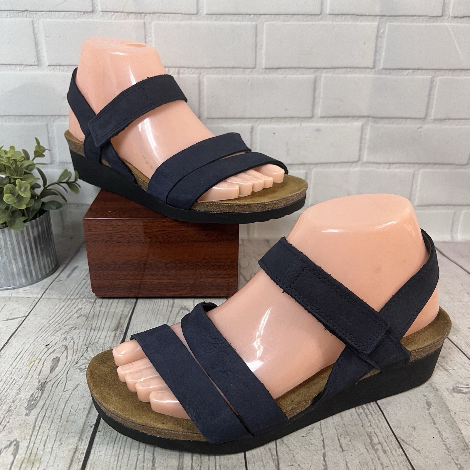 NAOT Kayla Women’s Navy Blue Nubuck Leather Comfort Wedge Sandals EU 38 US 7