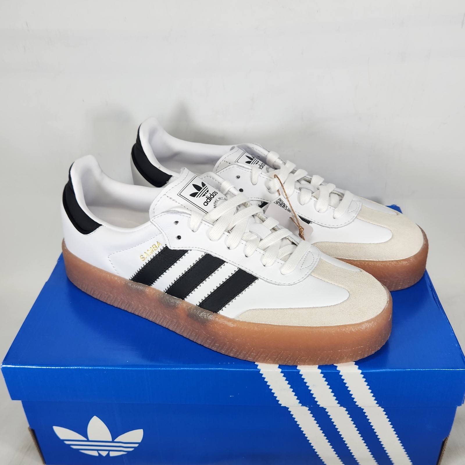 Size 9 – adidas Sambae – Cloud White / Black / Gold Metallic – Womens – JI1349