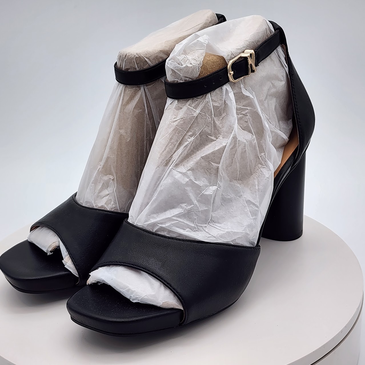 Naturalizer Malia Women’s Black Open Toe Block Heel Sandals Size 11M Ankle Strap