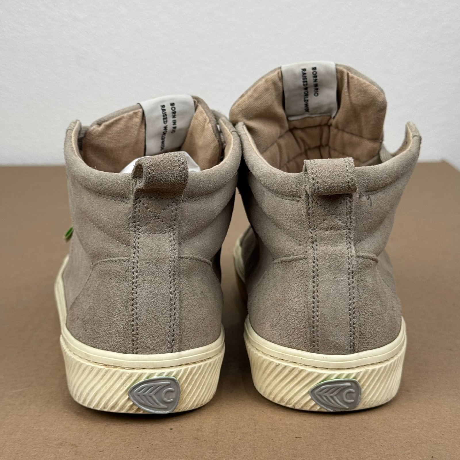 Cariuma Oca High Sand Grey Suede Sneakers Women’s 8.5 Men’s 7 Eco-Friendly
