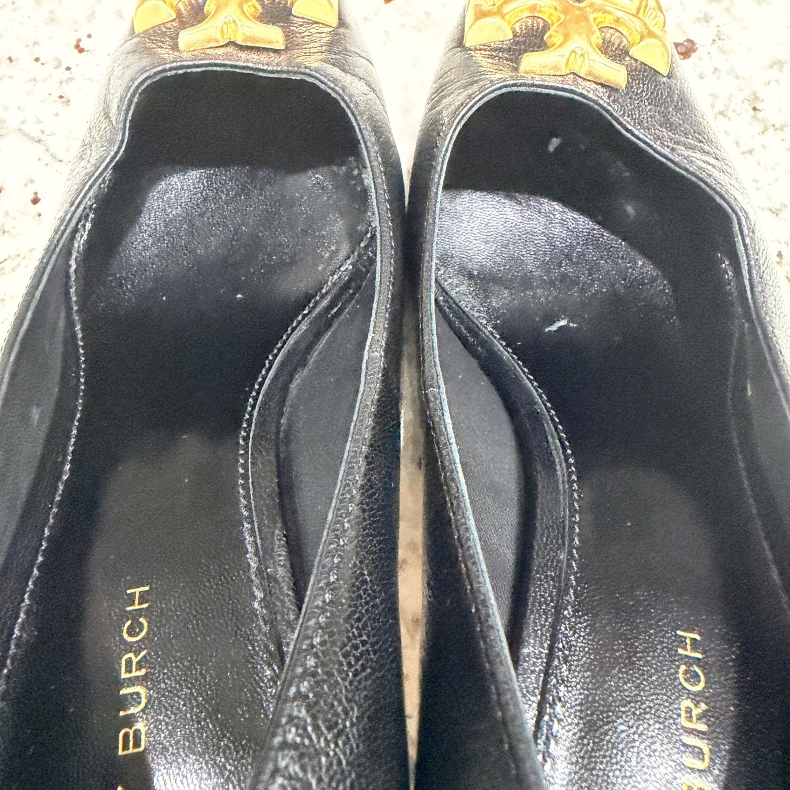 Tory Burch Eleanor 65 Pumps Black Leather Gold Logo Pointed Toe Heels Size 6.5