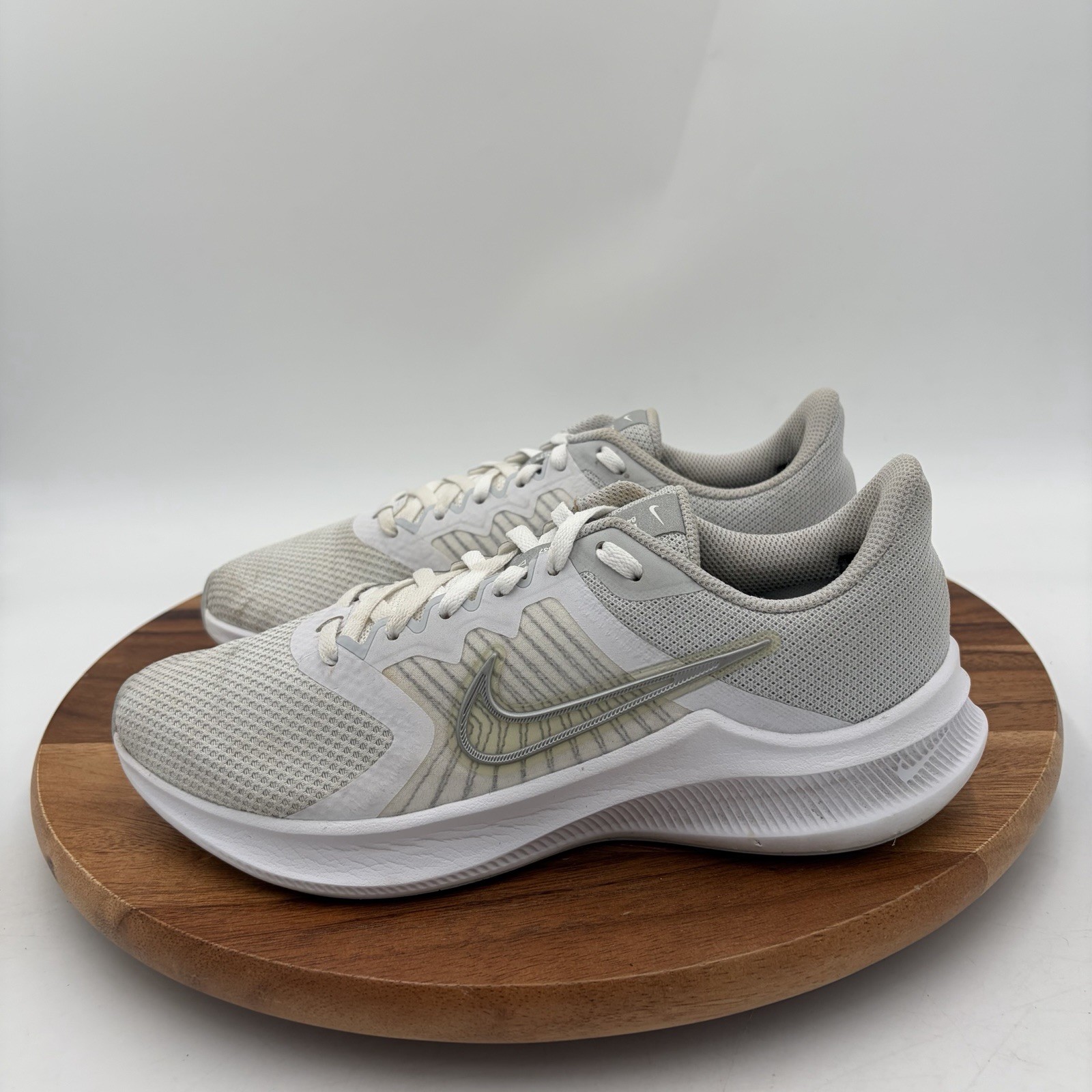 Size 8.5 Nike Womens Downshifter 11 White/silver Running Sneakers Shoes
