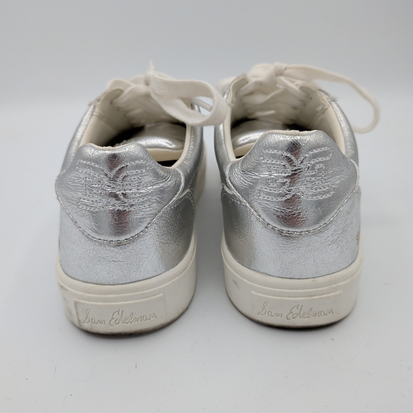 Sam Edelman Edie Silver Metallic Low Top Sneakers Womens Size 6M SE-1980