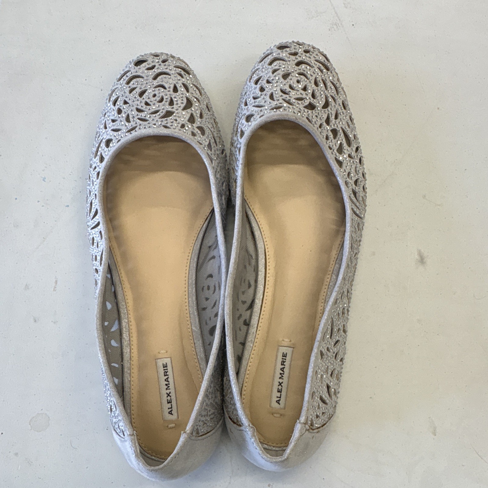Alex Marie Women’s Silver Glitter Ballet Flats Fabric Slip-On Round Toe 10m