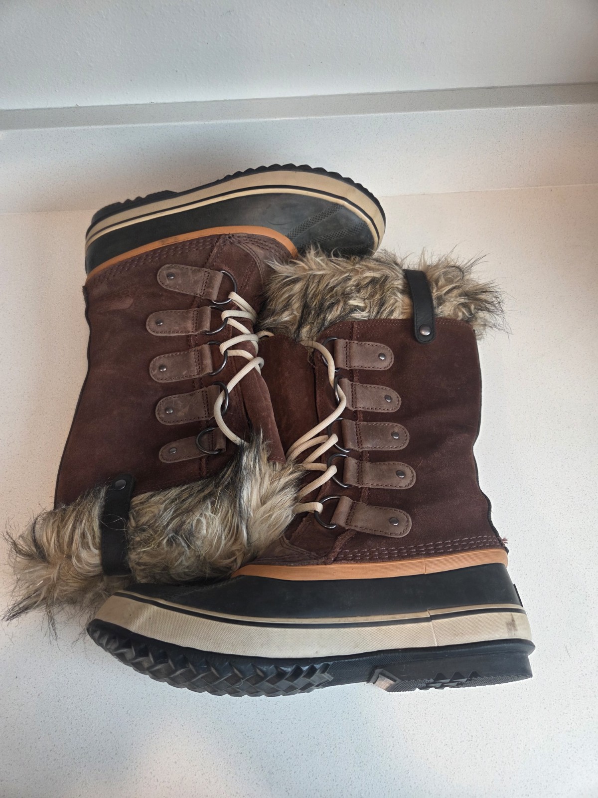 Sorel Waterproof Faux Fur Trim Lace-Up Snow Boots Brown/Black US 9 EU 40