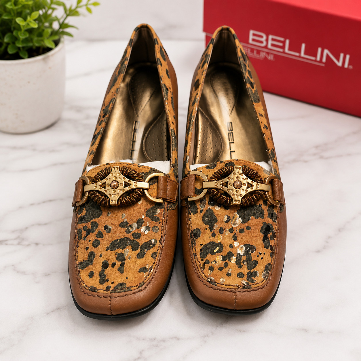 Bellini Bobcat Leopard Print Loafers Women’s Size 7M Cognac Comfort Slip-On Shoe