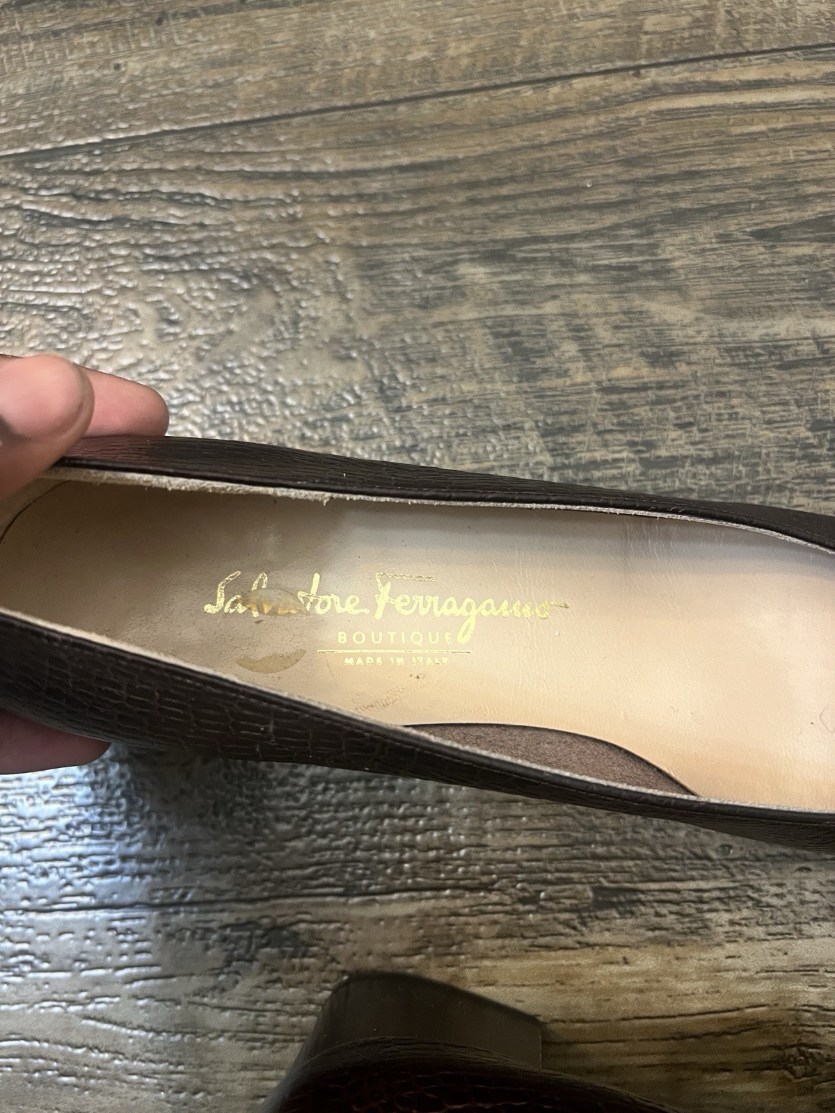 Salvatore Ferragamo Brown Croc-Embossed Leather Pumps Square Toe 10.5