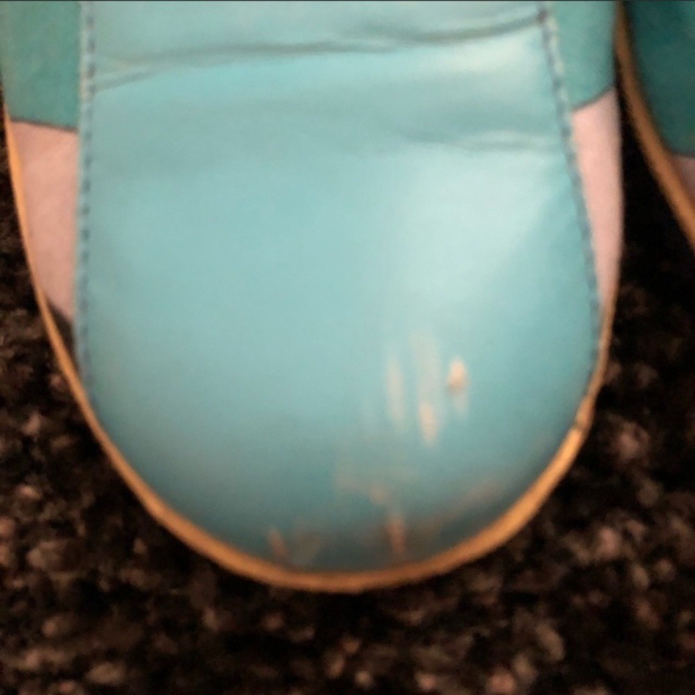Emilio Pucci Robins egg blue size 37.5 fits like 7 style # 743173