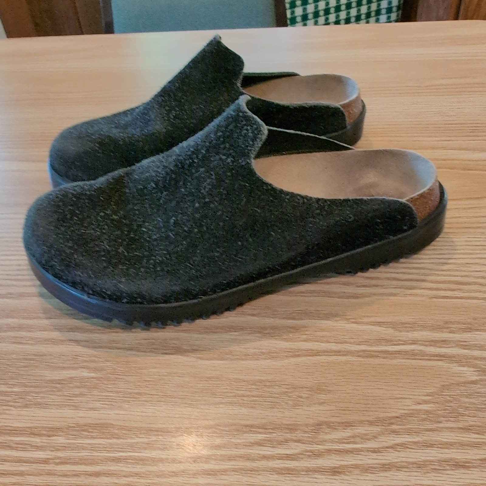 Bertula Suede Black Slip-On Clog Slippers Round Toe US 8 / 39 M Unisex