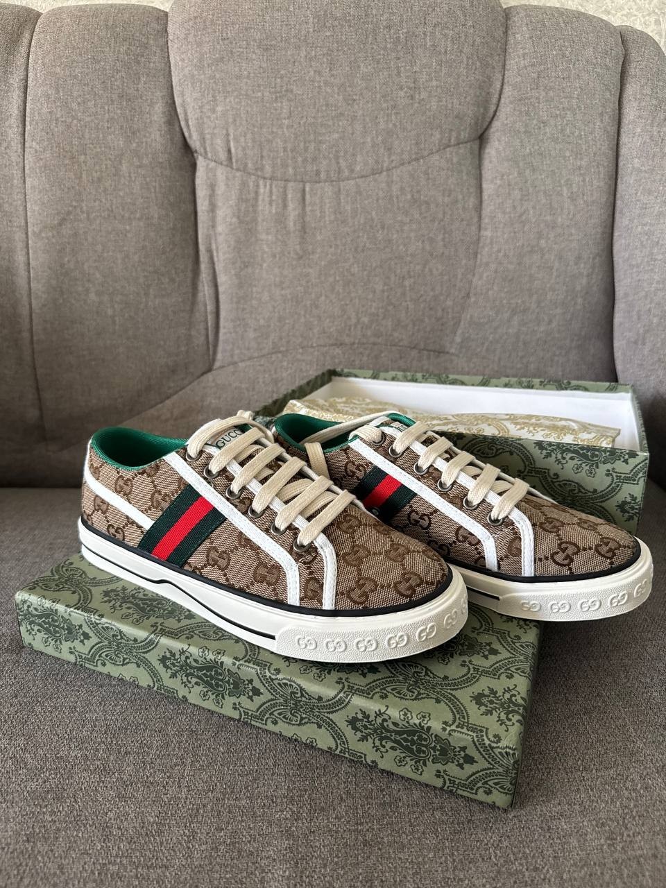 Gucci GG Canvas Low Top Sneakers Beige Monogram Web Stripe Shoes EU 36 US Women’