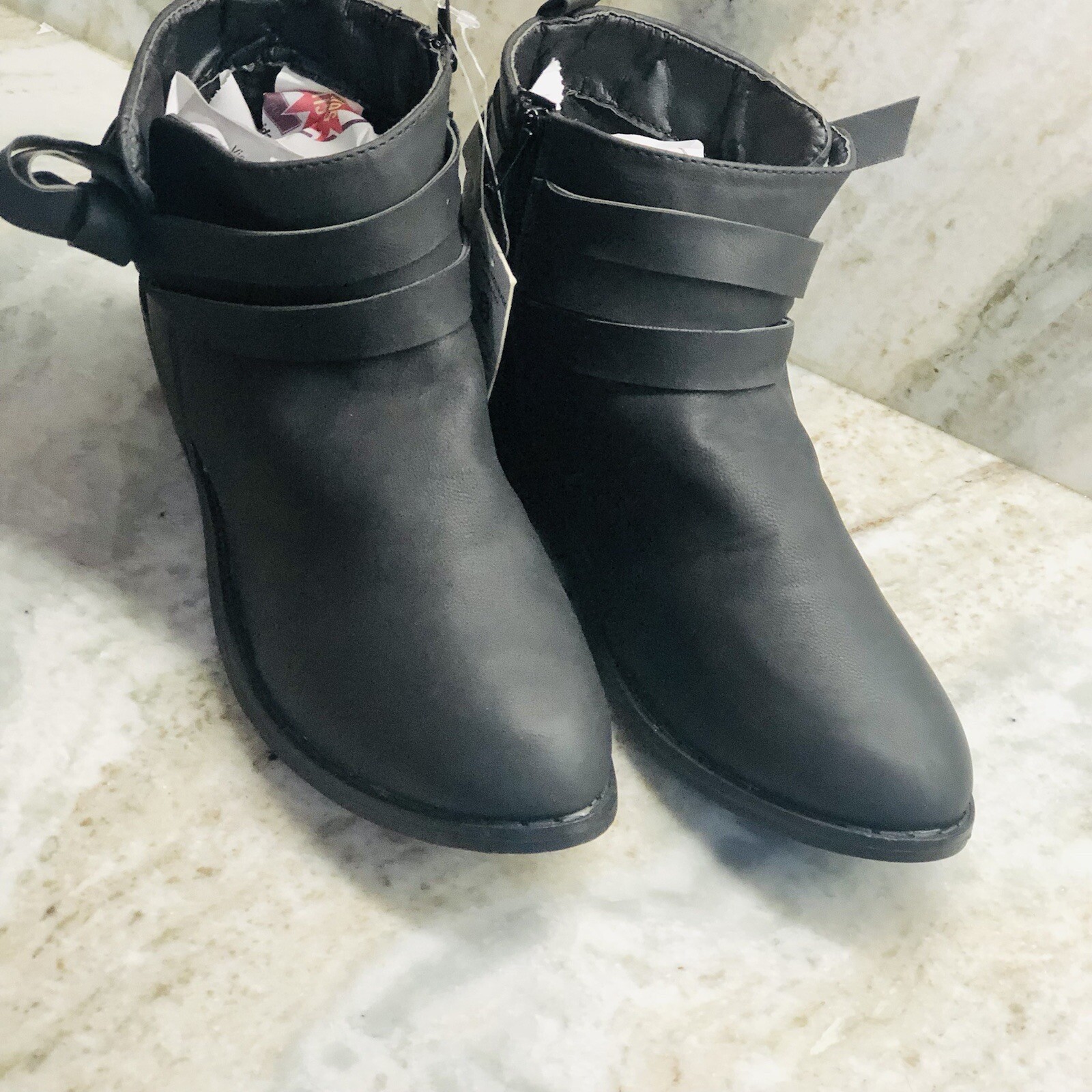 Ship N 24 Hours. New-Via Rosa Womens Black Ankle Boots Size 10.
