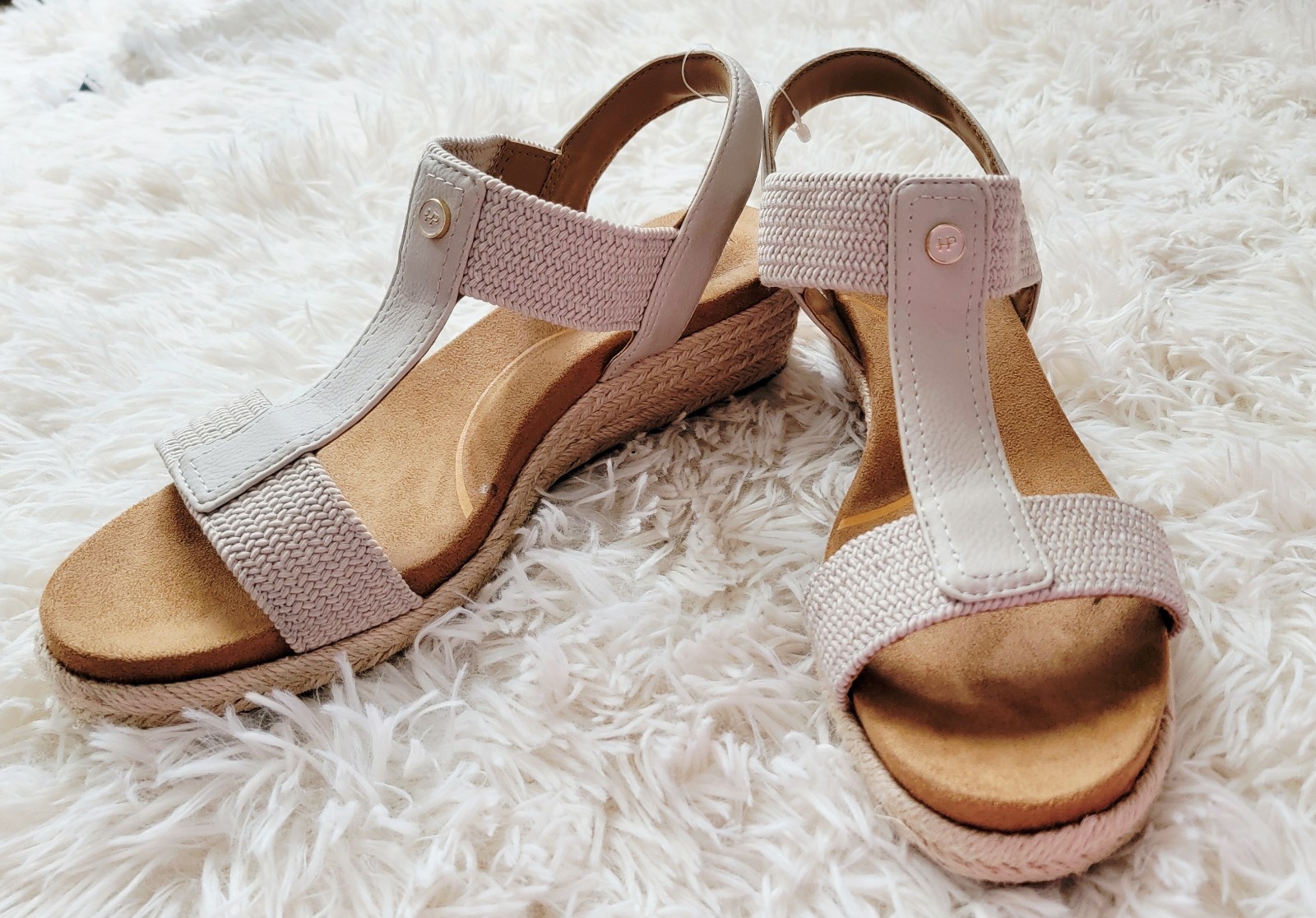 Women’s Hush Puppies Timina Espadrille Wedge Sandal Cream Buckle Strap Size 7.5M