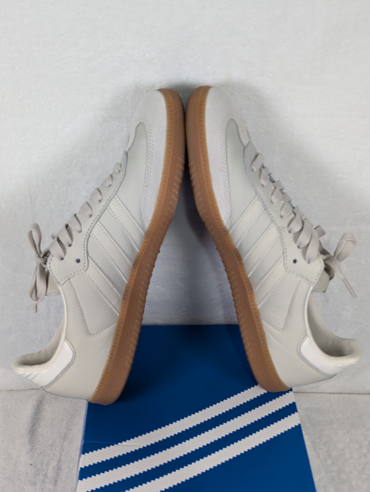 🔥 Sz 10.5 – Adidas Samba OG Beige Aluminum Gum Sole Sneakers IE7013 Women’s