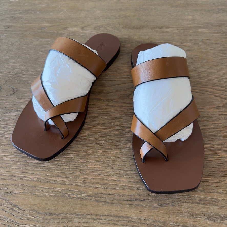 A. Emery Carter Minimalist Brown Full Grain Leather Sandals-Sz 38/US7-RRP $160