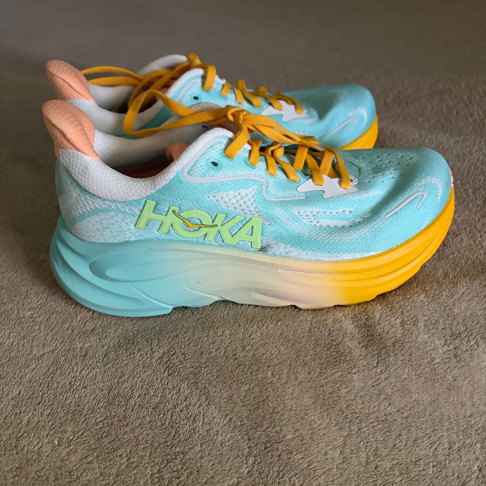 Hoka Clifton 10 Womens Size 6 Blue/Yellow Walking & Running Sneakers