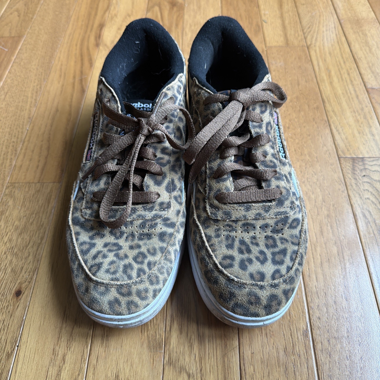 Reebok Women’s Leopard Print Sneakers Size 10 Lace-Up Classic Casual Travel