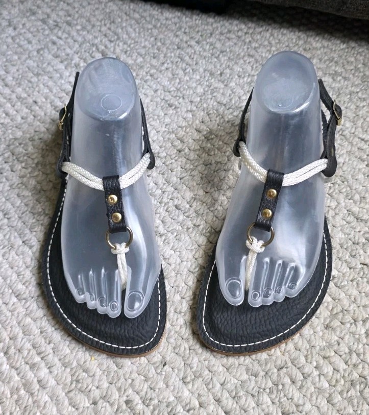 KINO Key West Cordones Black Leather T Strap Thong Handmade Sandals Women’s 9