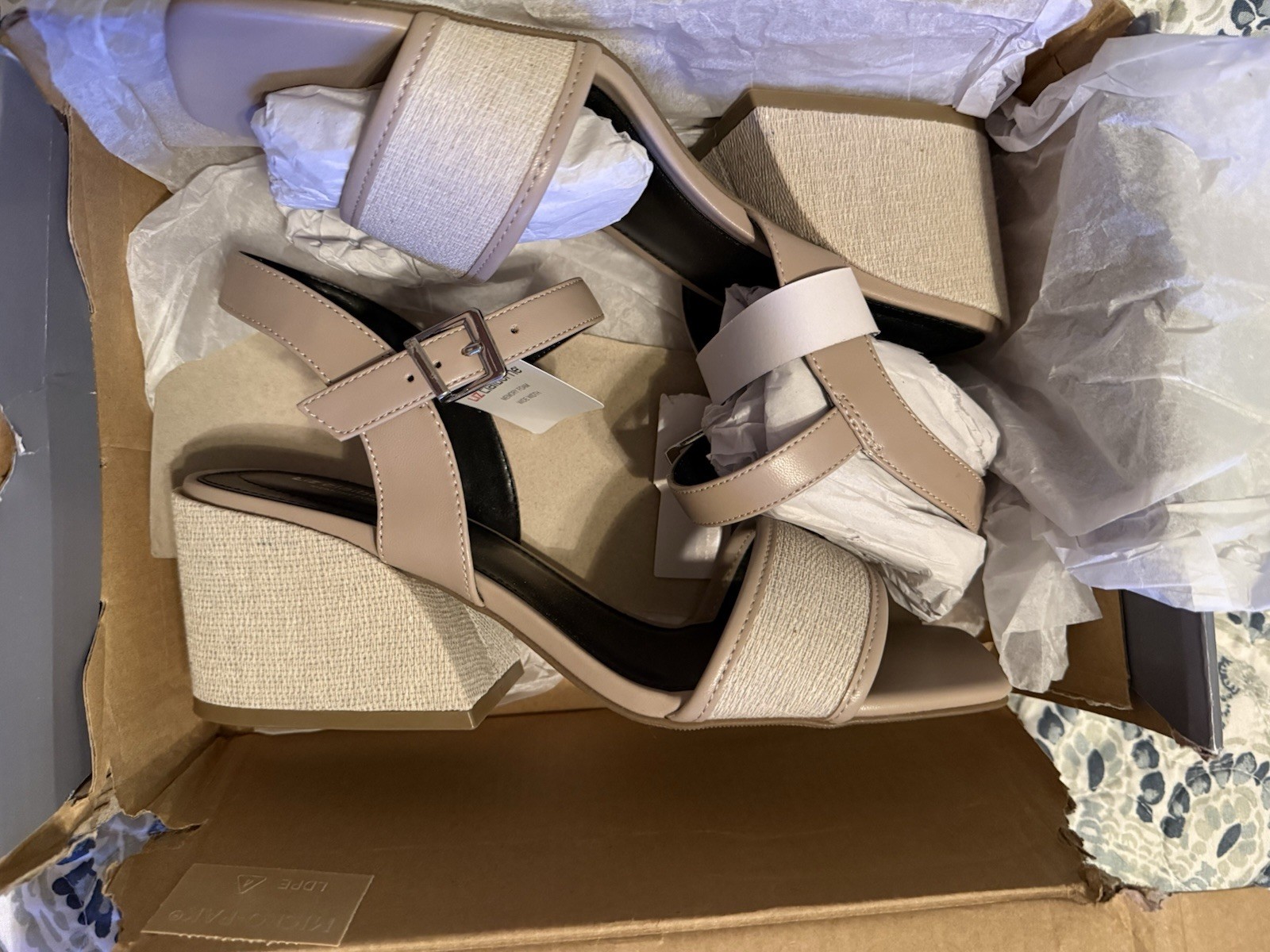 Zara Women’s Beige Strappy Ankle Strap Buckle Block Heel Sandals Size 9