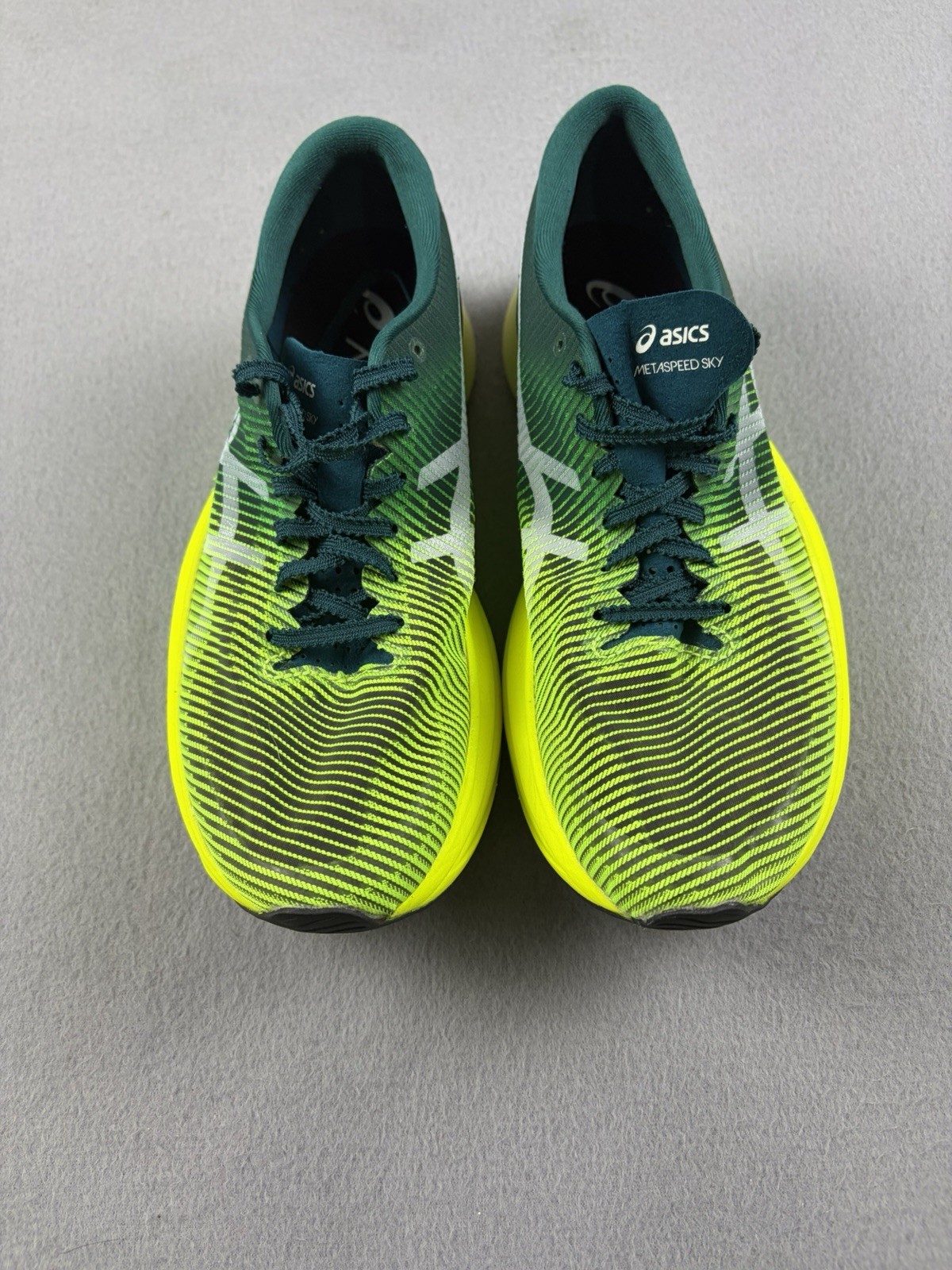 ASICS Metaspeed Sky Running Shoes Womens Size 6.5 Yellow Sneakers Comfort