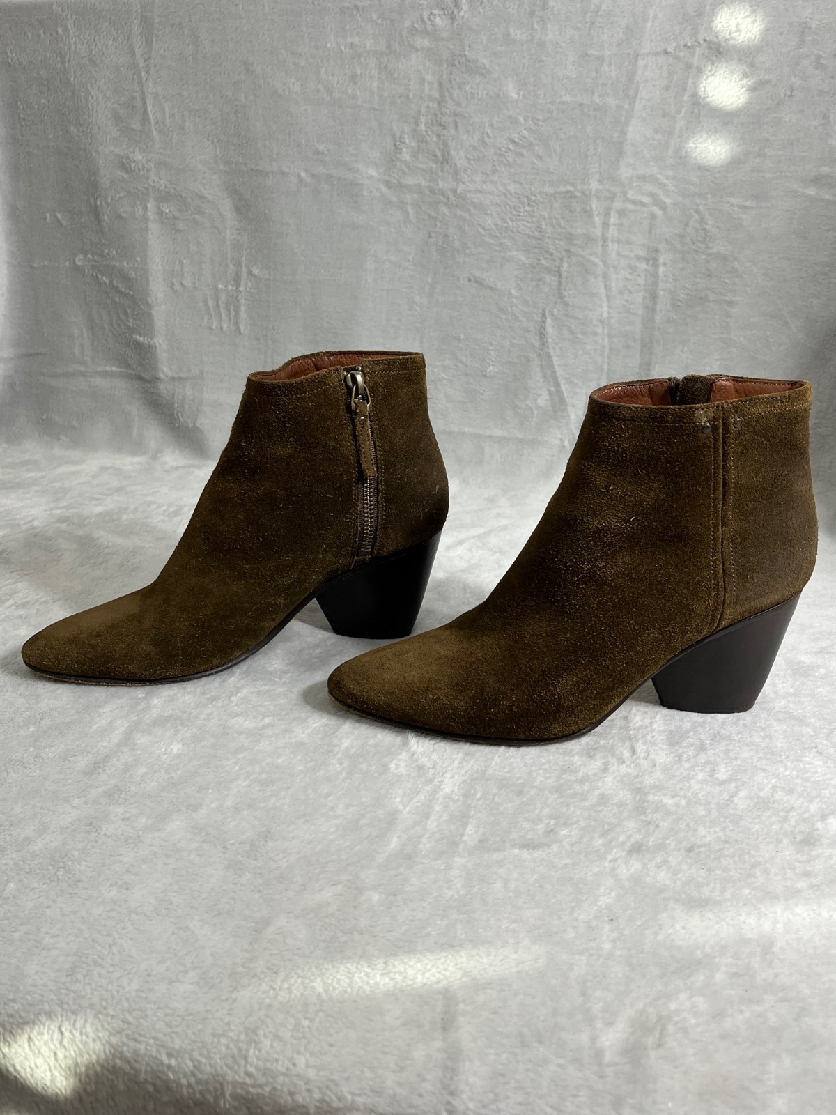 Ariat Two24 Moss Green Suede Ankle Boots Western Heel Women’s 8B Made Mexico