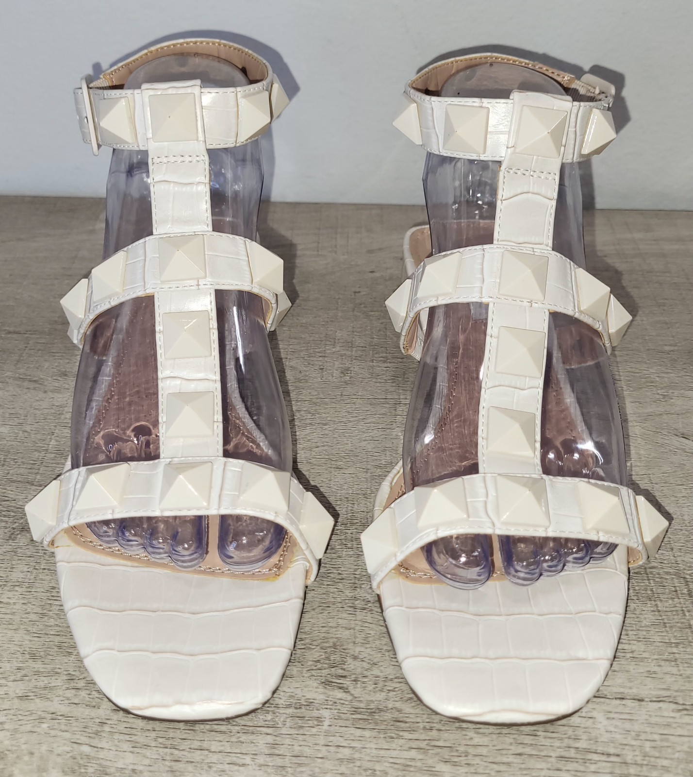 Steven New York Nordstrom Ivory Ankle Strap Studded Sandals Women’s Size 7 Shoes