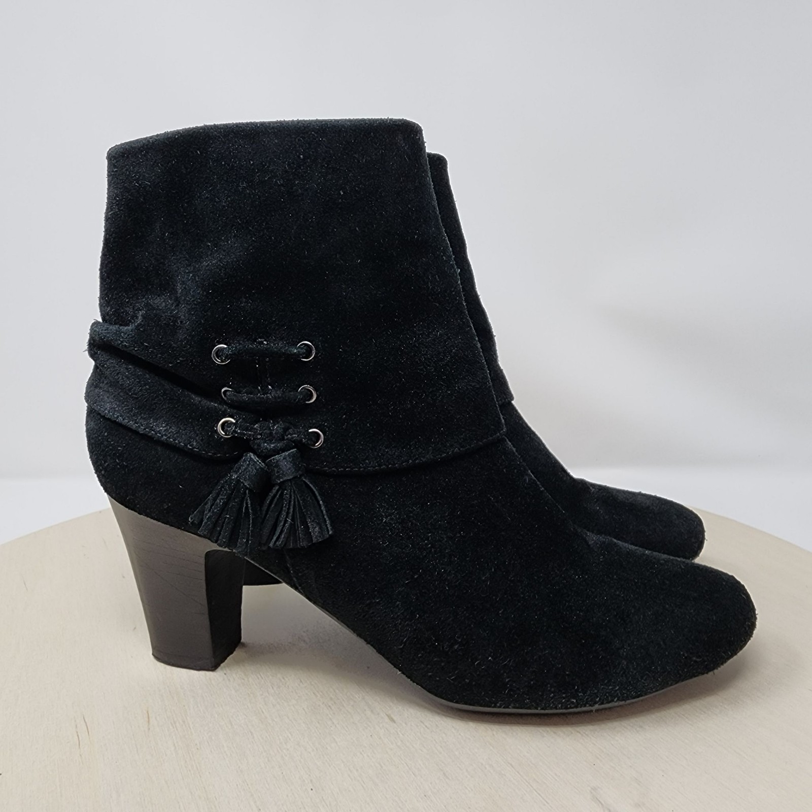 Ditto Vaneli Ankle Boots Womens Black Suede 8.5 Tassel Zip 2.5″ Stack Heel Boho