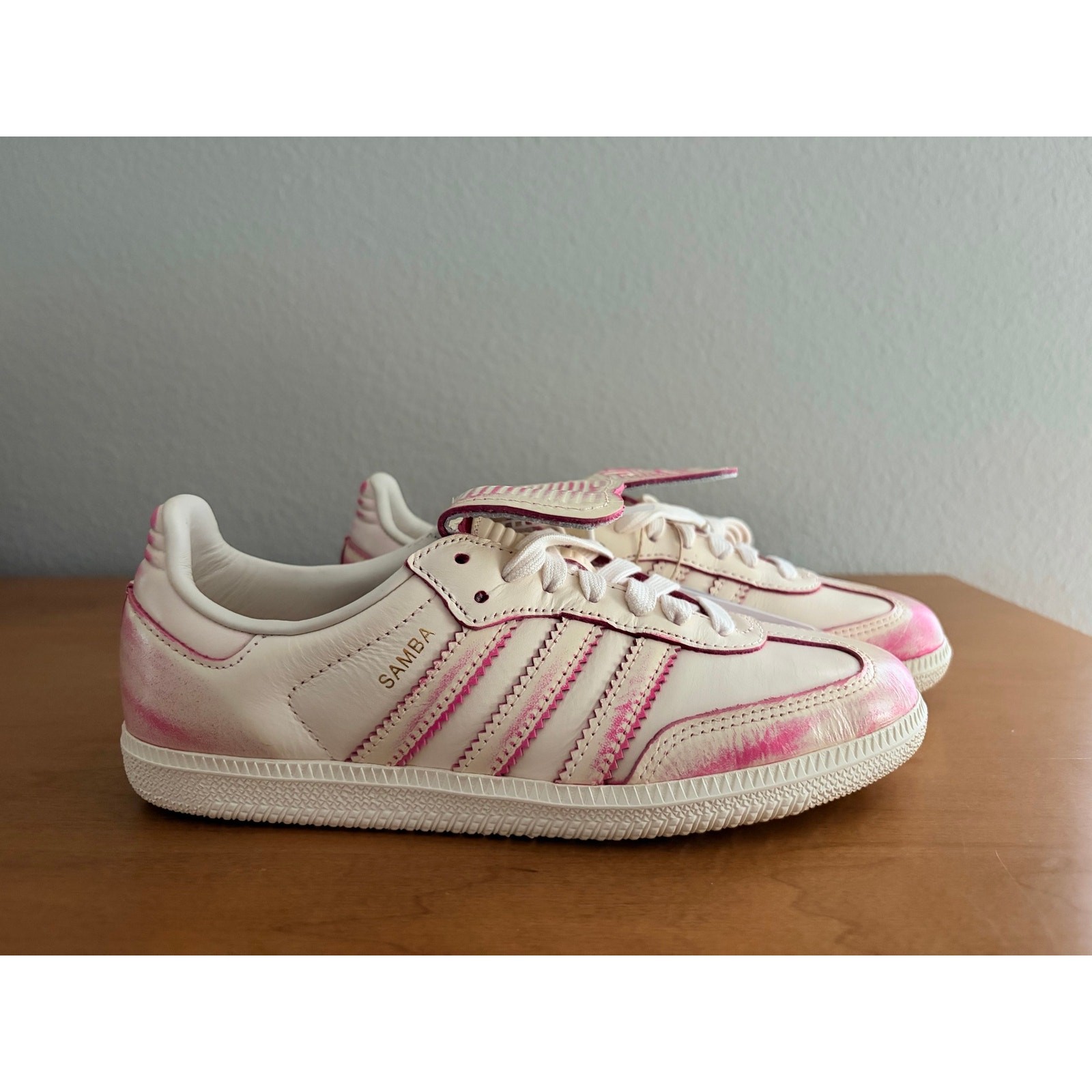 Adidas Samba LT Distressed Pack Cream/Shock Pink Womens 6 JR5998