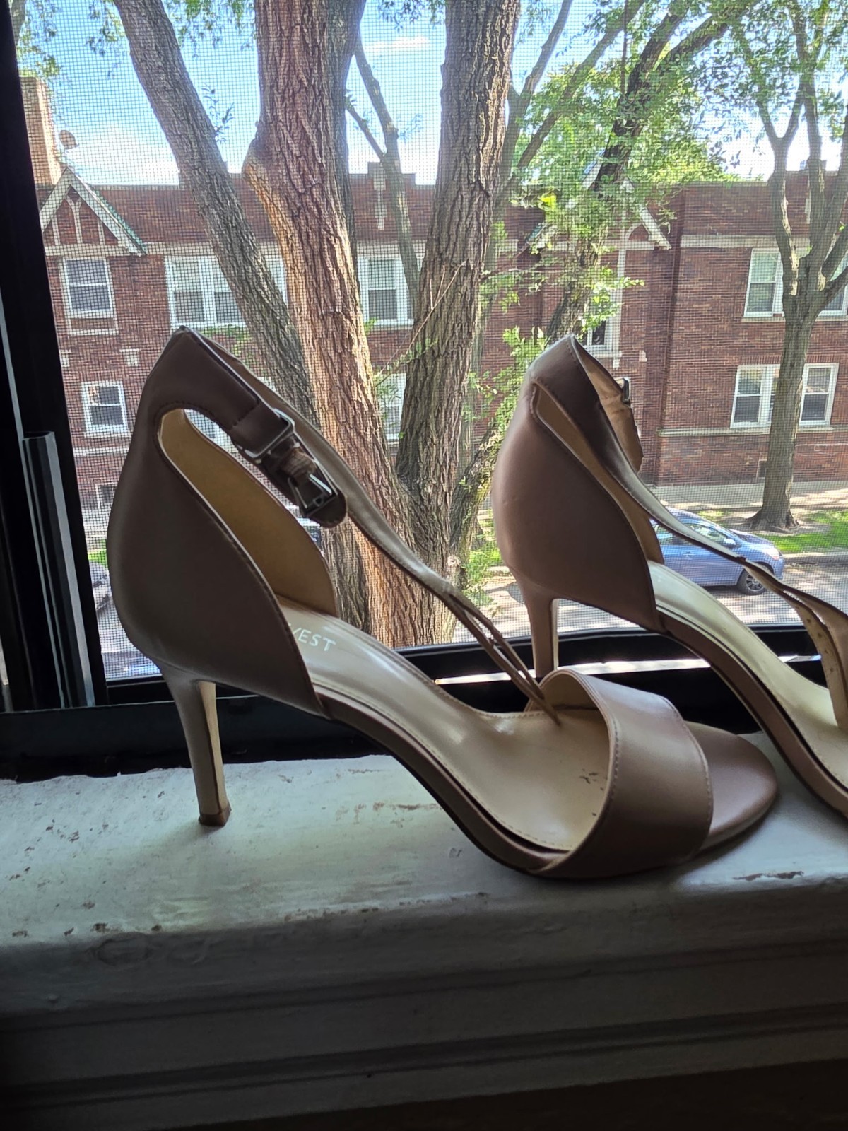 Nine West Beige Strappy Open Toe Ankle Strap Buckle Heels Women’s 9 Synthetic