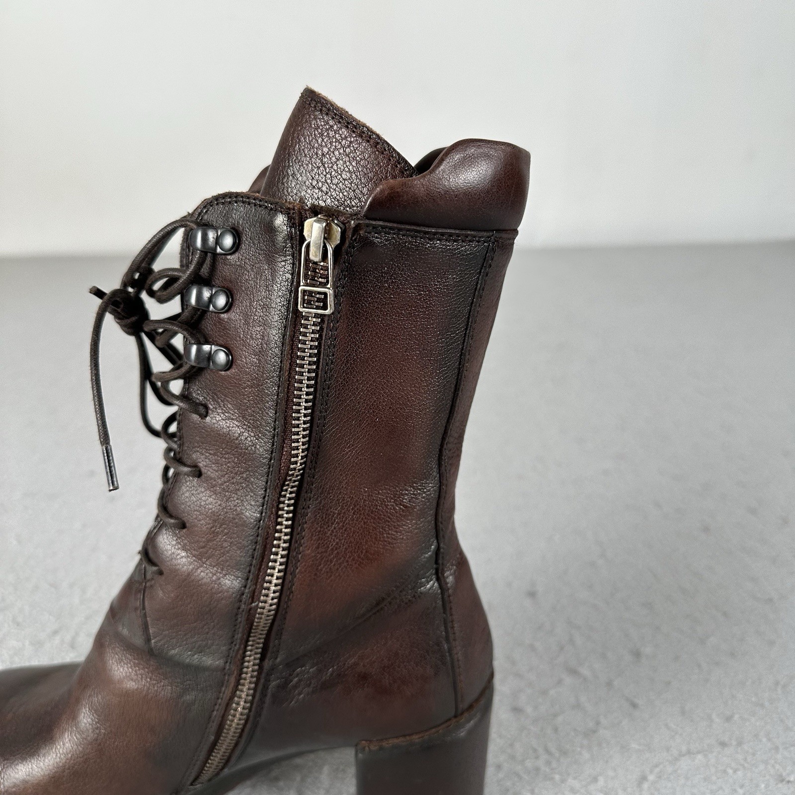 Untamed Street Madison Commando Boots Italy 38 Lace Up Brown Leather Heeled