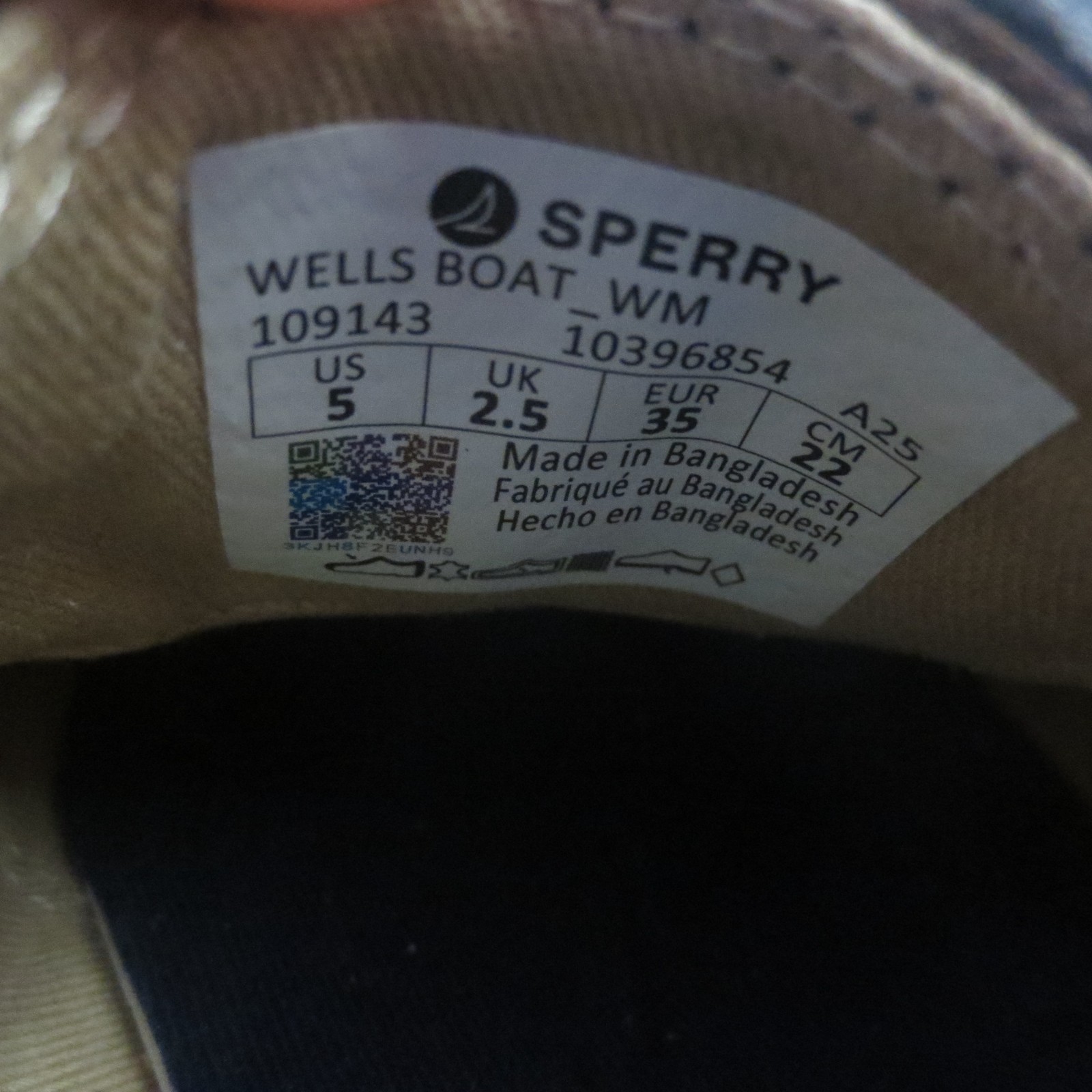 SPERRY WELLS WOMEN’S BOAT SHOES – TAN – US 5