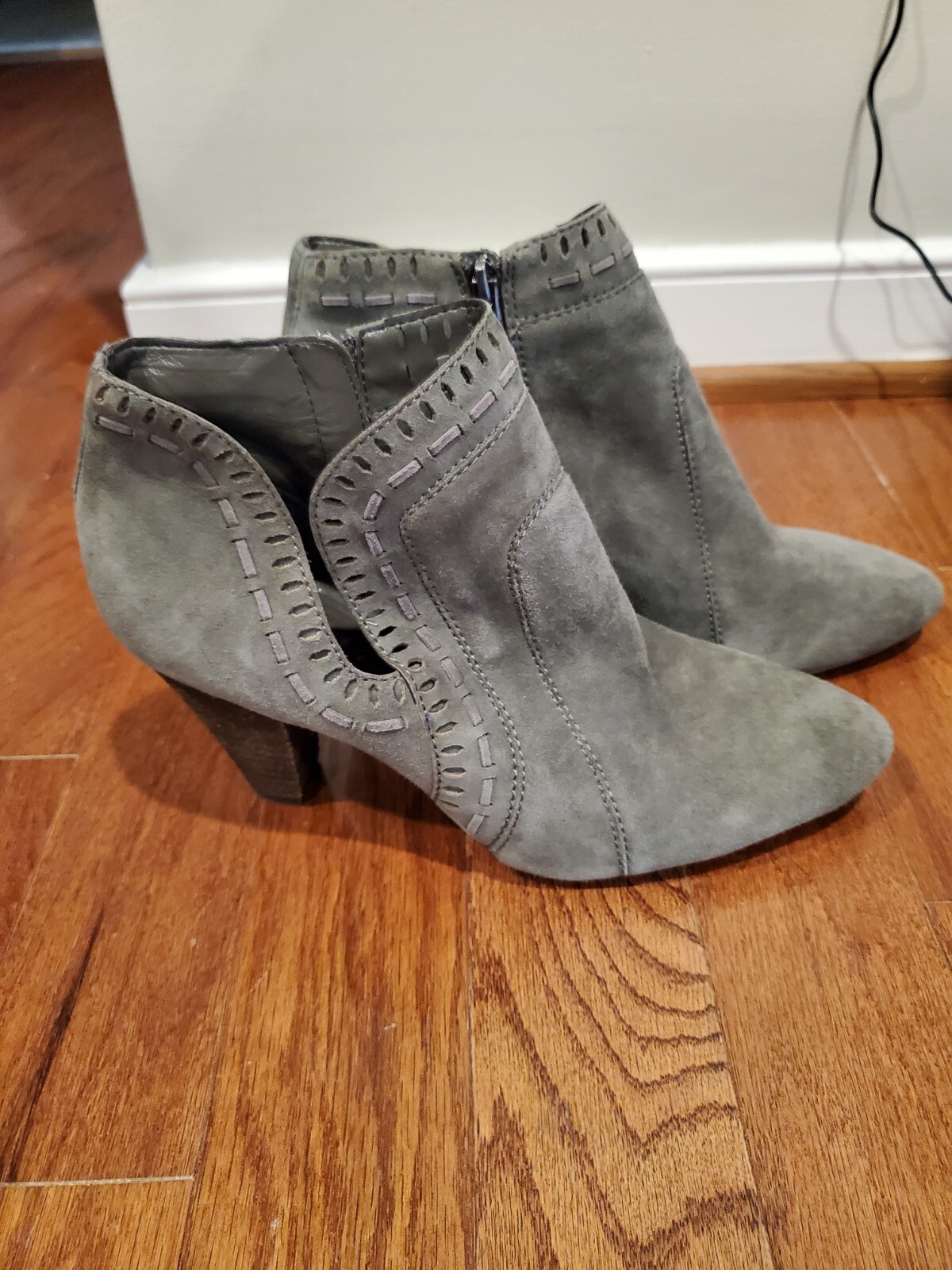 Vince Camuto | Womens Size 11M Grey Fileana Split Shaft Suede Leather Bootie