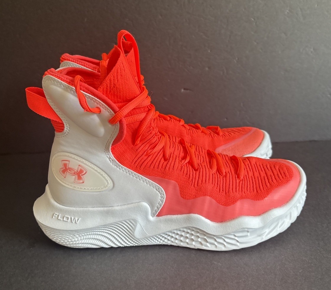 Under Armour Highlight Ace Women 3027083-101 Flow Orange Volleyball Shoes Size 7