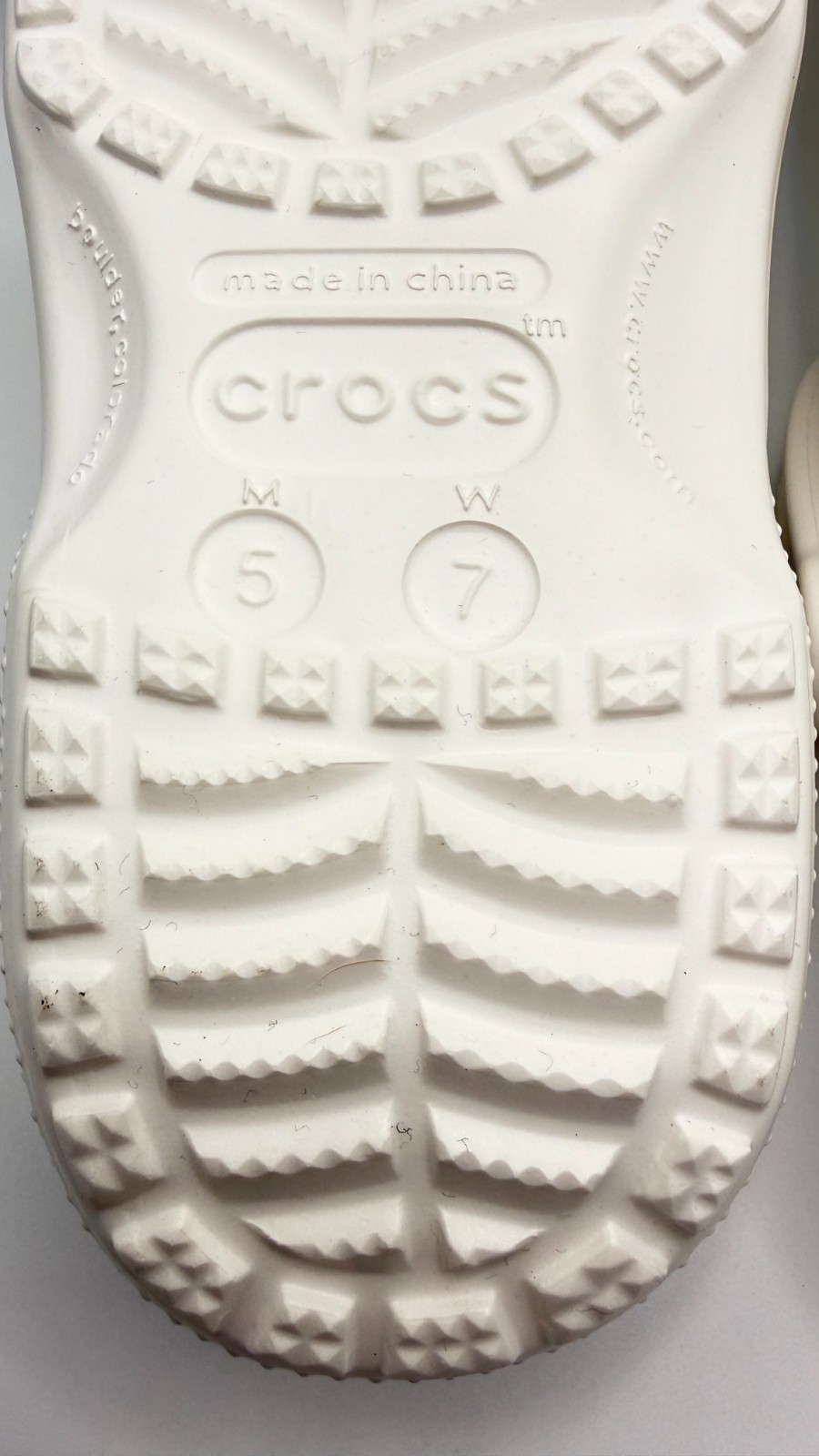 Crocs Classic Platform Women’s Clogs – US 7 – Color White, Could be Unisex.
